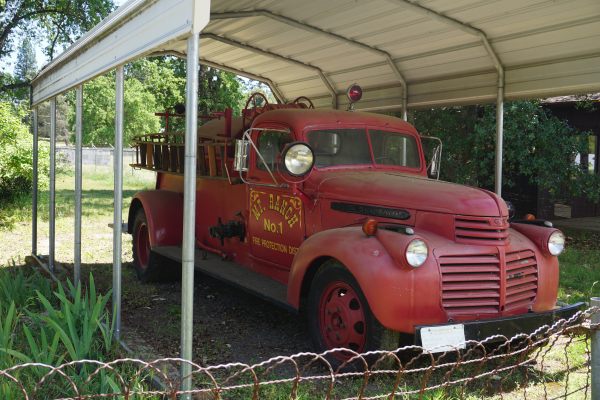 [Picture of Old Fire Truck]